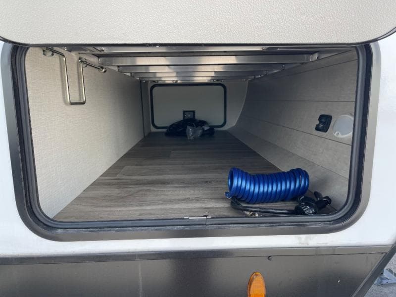 2026 Venture RV 2026 Venture RV SportTrek - thumbnail 8