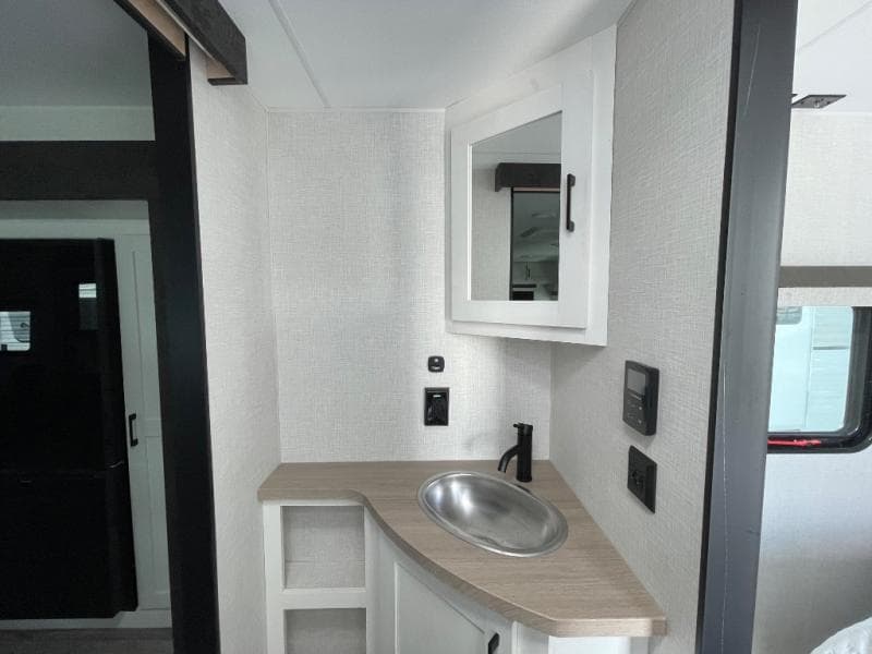 2026 Venture RV 2026 Venture RV Sienna - thumbnail 17