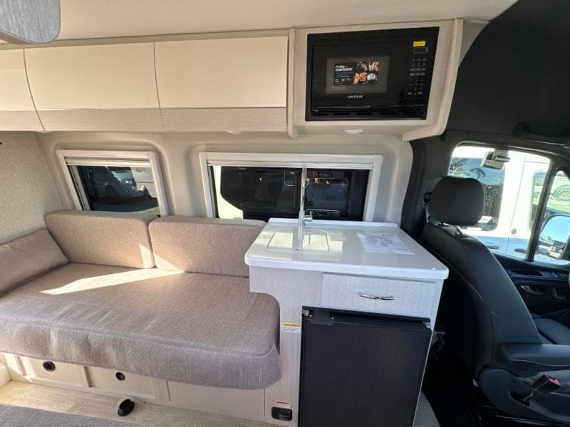 2026 Thor Motor Coach 2026 Thor Motor Coach Sanctuary - thumbnail 14