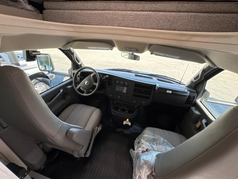 2026 Thor Motor Coach 2026 Thor Motor Coach Chateau - thumbnail 19