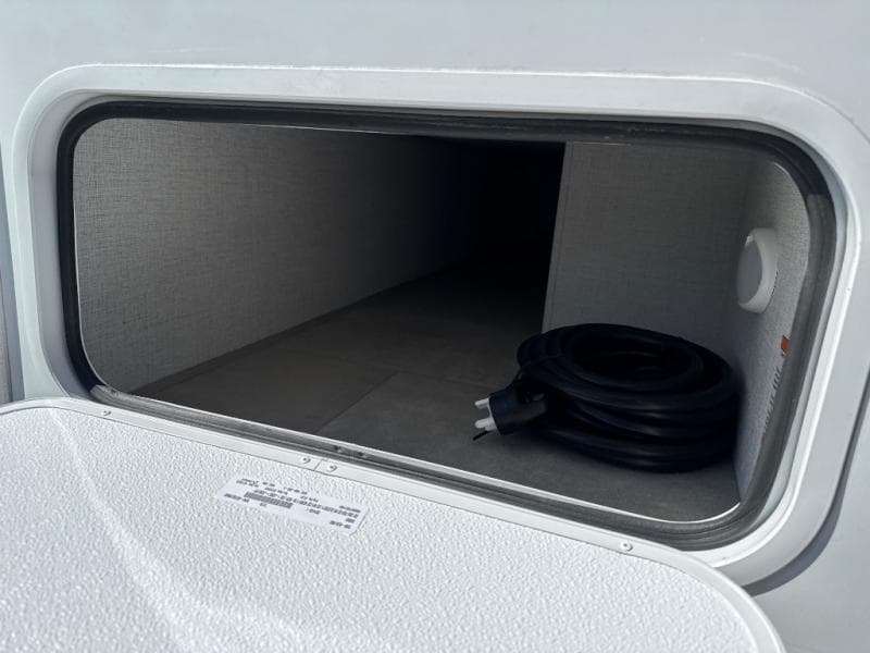 2026 Thor Motor Coach 2026 Thor Motor Coach Chateau - thumbnail 6