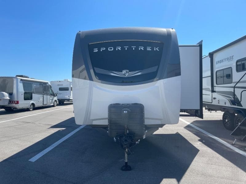 2026 Venture RV 2026 Venture RV SportTrek - thumbnail 2