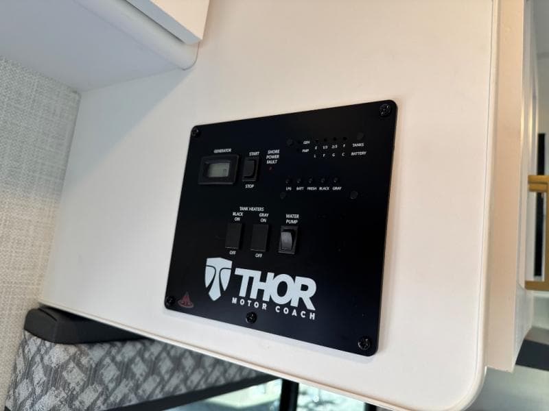 2026 Thor Motor Coach 2026 Thor Motor Coach Quantum - thumbnail 22
