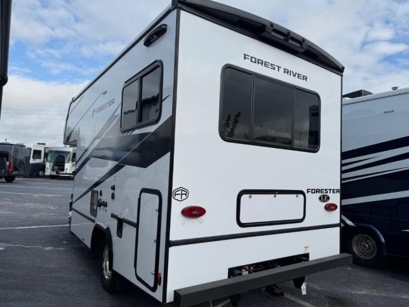 2026 Forest River 2026 Forest River Forester - thumbnail 4