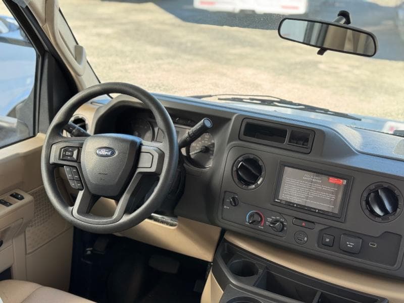 2026 Thor Motor Coach 2026 Thor Motor Coach Chateau - thumbnail 7