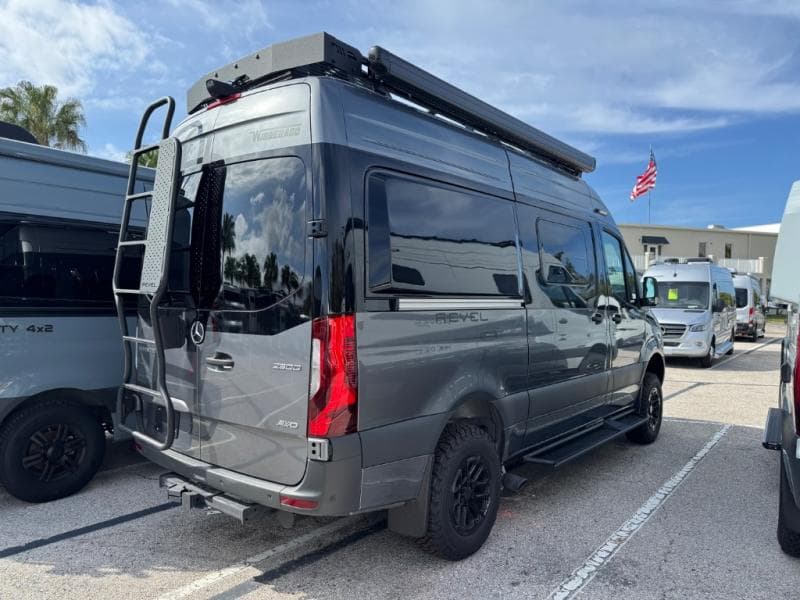 2026 Winnebago 2026 Winnebago Revel - thumbnail 5