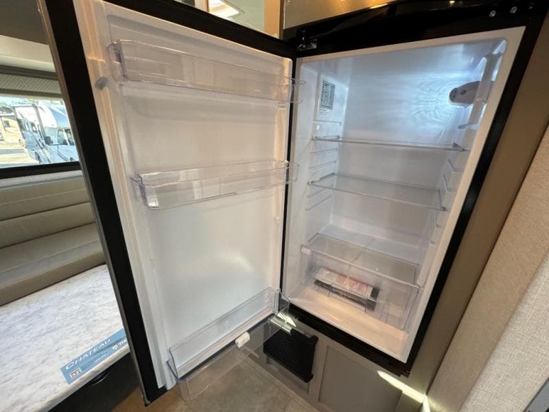 2026 Thor Motor Coach 2026 Thor Motor Coach Chateau - thumbnail 17