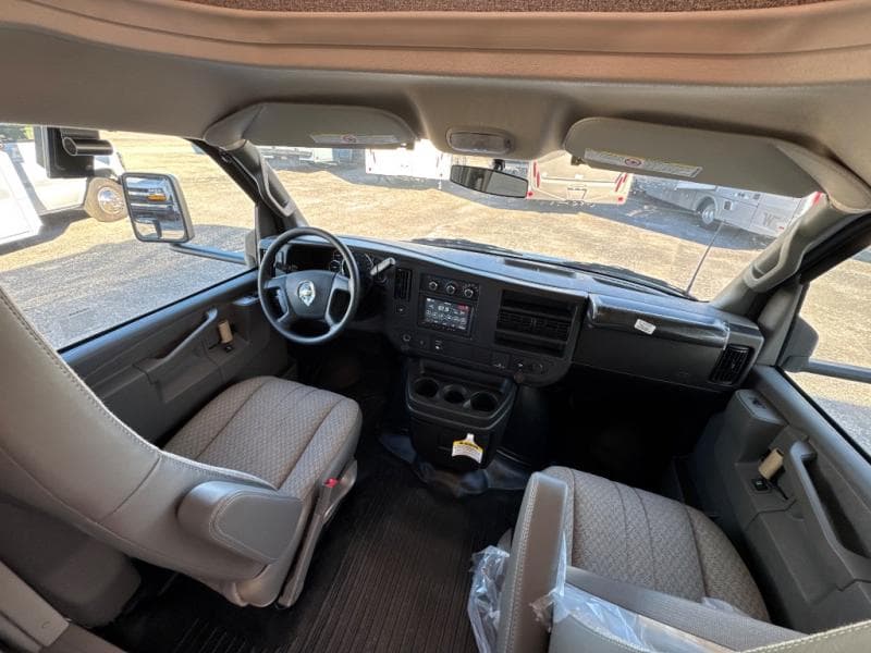 2026 Thor Motor Coach 2026 Thor Motor Coach Chateau - thumbnail 18