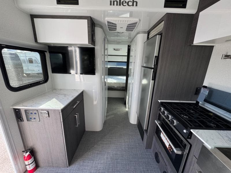 2026 inTech RV 2026 inTech RV Aucta - thumbnail 5