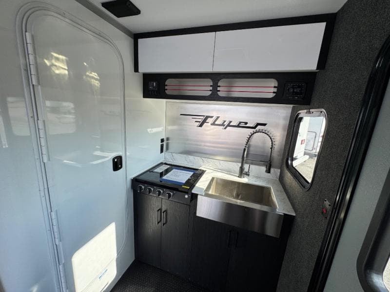 2026 inTech RV 2026 inTech RV Flyer Toy Hauler Expandable - thumbnail 12
