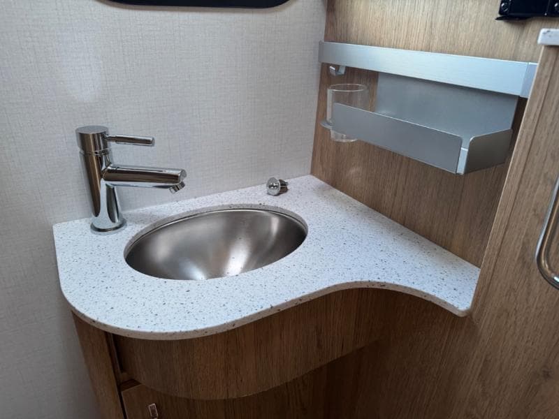 2026 Leisure Travel Vans 2026 Leisure Travel Vans Wonder - thumbnail 20