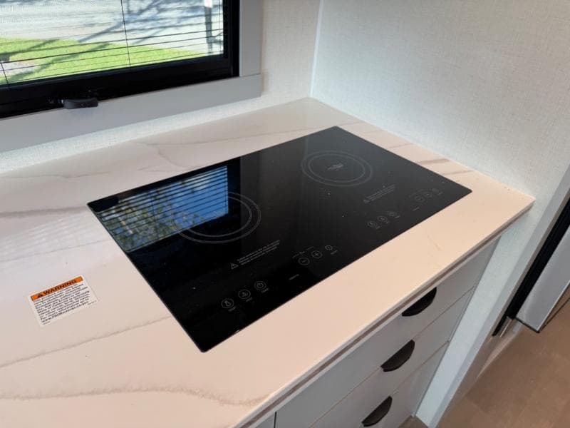 2026 Coachmen 2026 Coachmen Euro - thumbnail 12