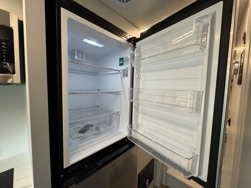 2026 Coachmen 2026 Coachmen Euro - thumbnail 15