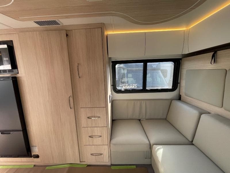 2026 Leisure Travel Vans 2026 Leisure Travel Vans Unity - thumbnail 15