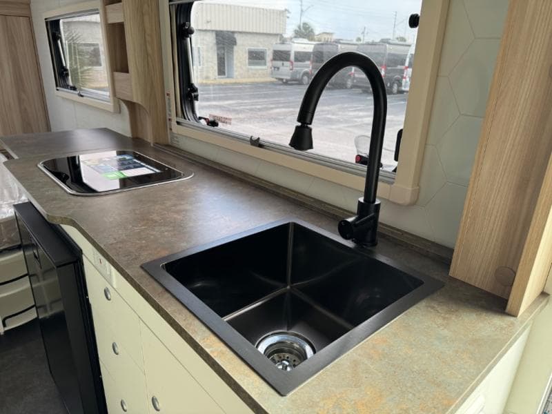 2026 nuCamp 2026 nuCamp VENŪ - thumbnail 18