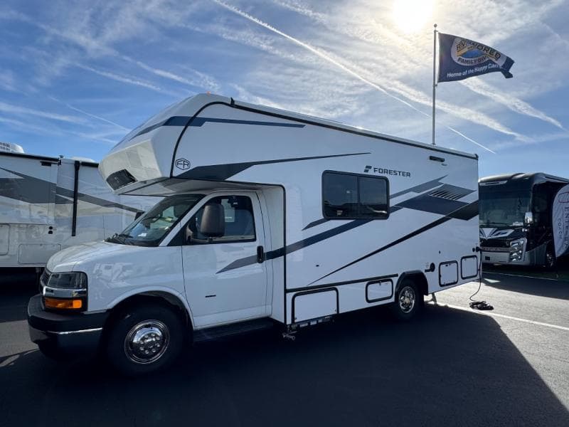 2026 Forest River 2026 Forest River Forester - thumbnail 3