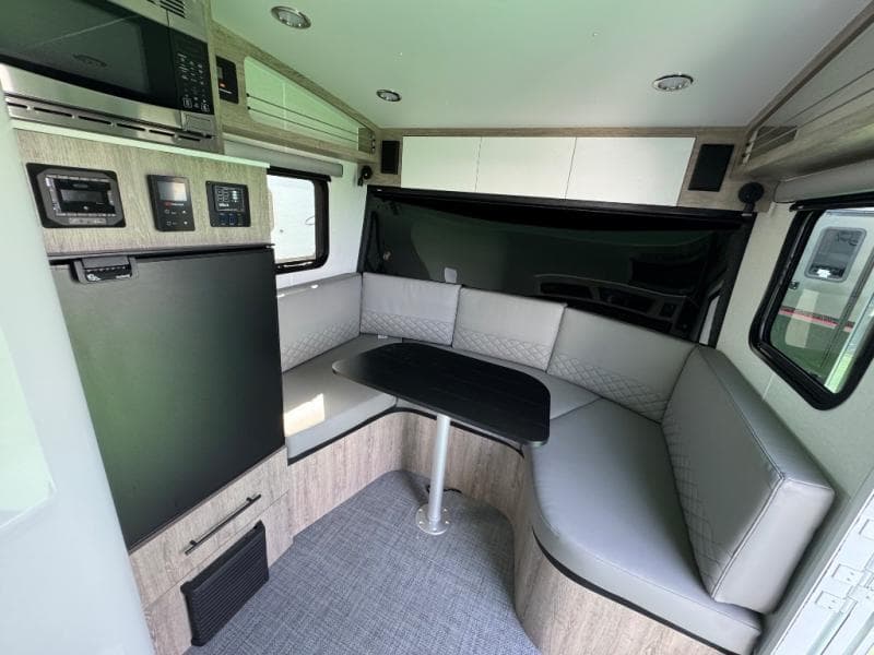 2026 inTech RV 2026 inTech RV Sol - thumbnail 9