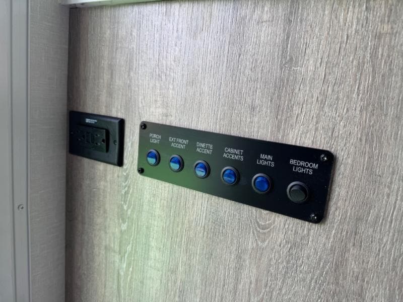 2026 inTech RV 2026 inTech RV Sol - thumbnail 20