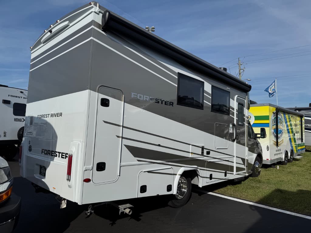 2026 Forest River 2026 Forest River Forester - thumbnail 3