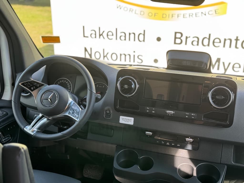 2026 Forest River 2026 Forest River Forester - thumbnail 6