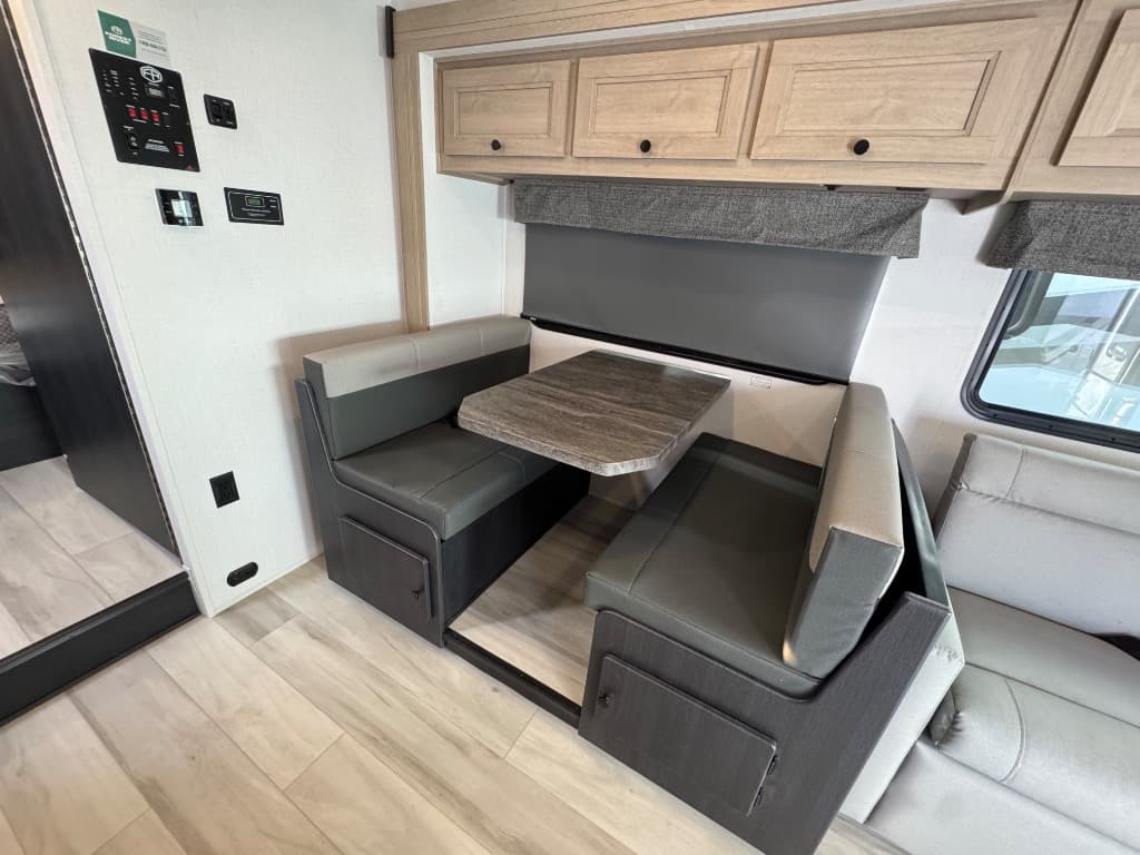 2026 Forest River 2026 Forest River Forester - thumbnail 13