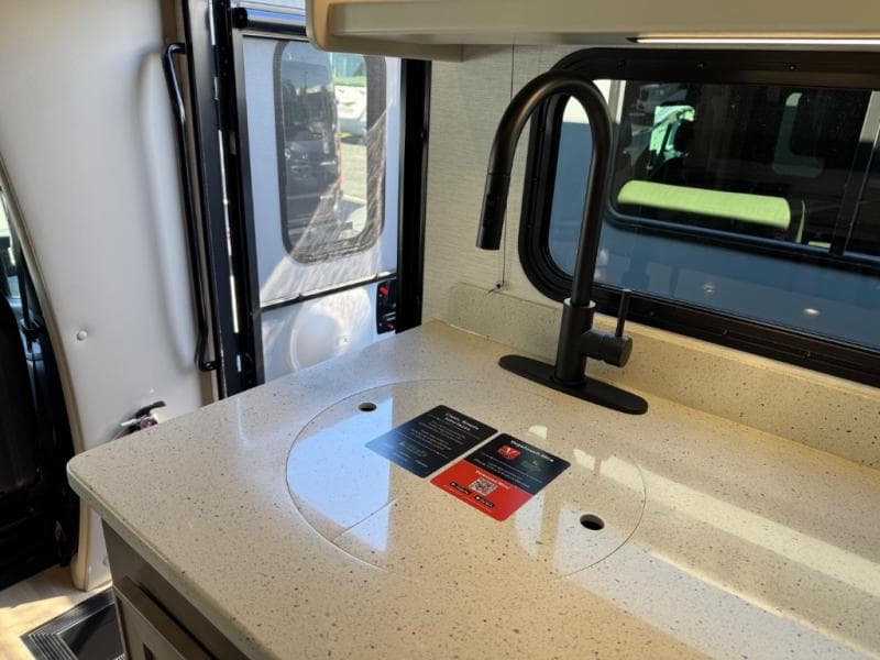 2027 Renegade 2027 Renegade Villagio - thumbnail 10