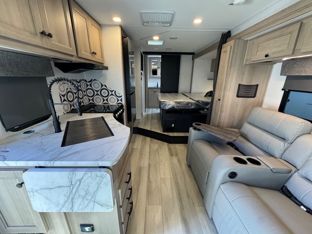 2026 Forest River 2026 Forest River Forester Classic - thumbnail 7