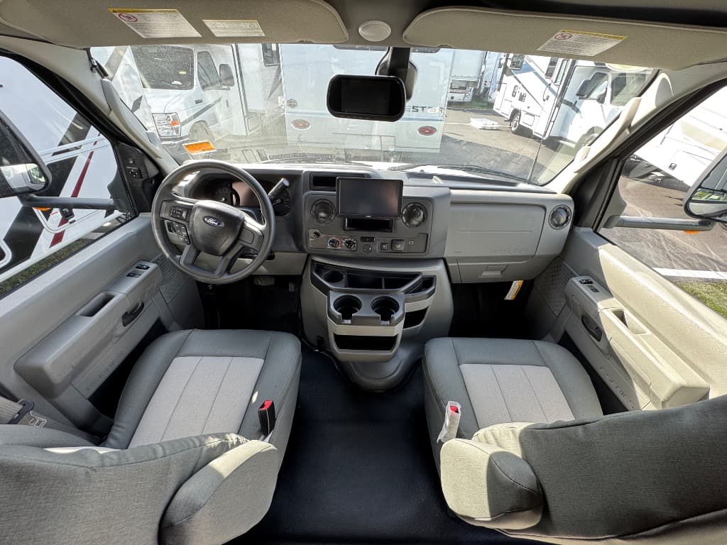 2026 Forest River 2026 Forest River Forester Classic - thumbnail 16