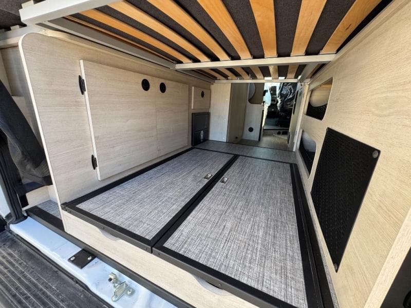 2026 Winnebago 2026 Winnebago Solis - thumbnail 25