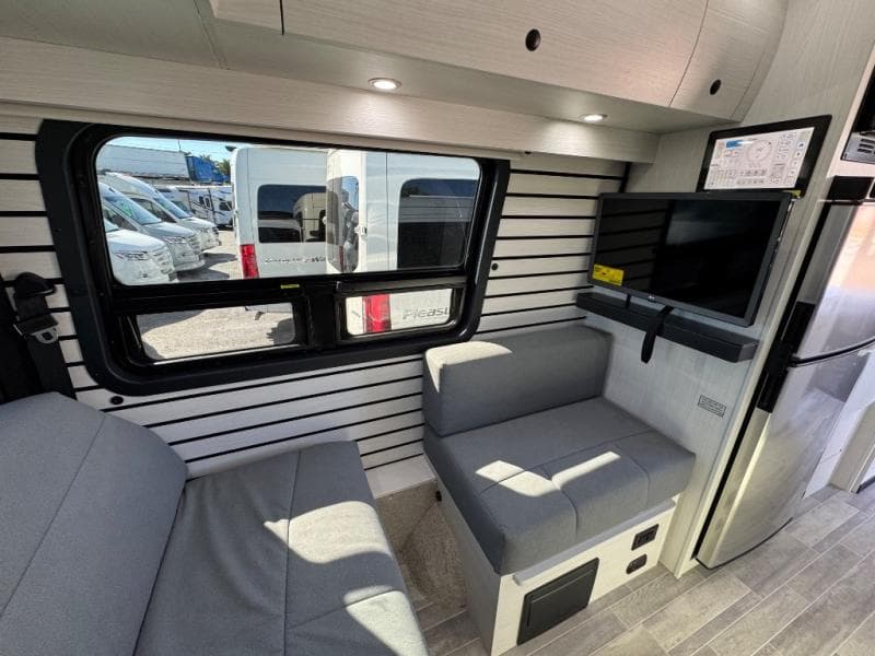 2026 Pleasure-Way 2026 Pleasure-Way Plateau - thumbnail 16