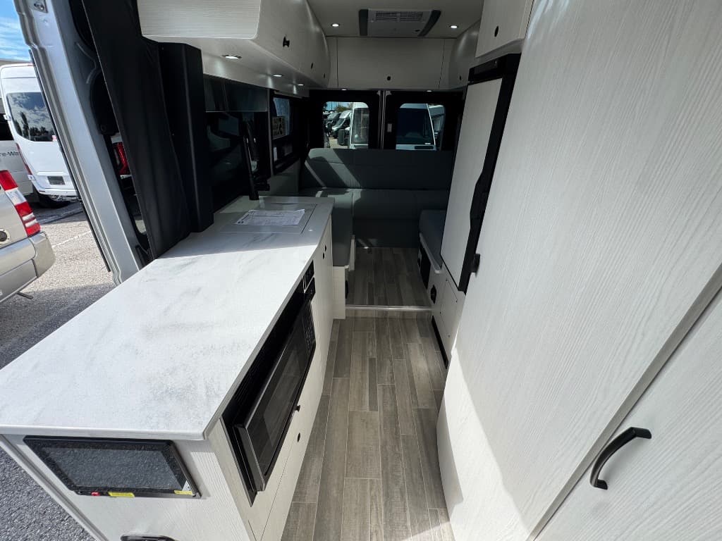 2026 Pleasure-Way 2026 Pleasure-Way Lexor - thumbnail 7