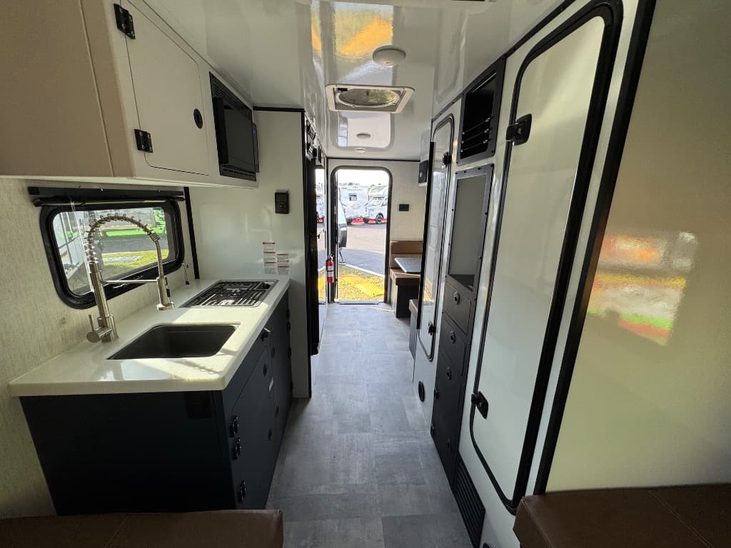 2026 Encore RV 2026 Encore RV VENŪ - thumbnail 5