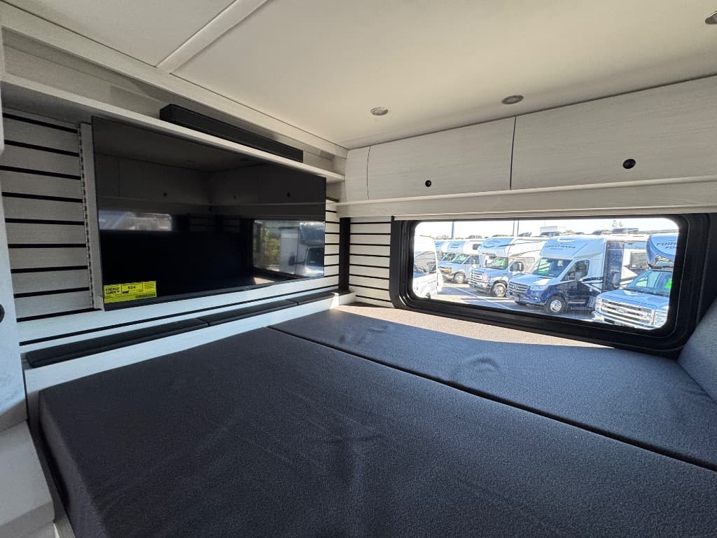 2026 Pleasure-Way 2026 Pleasure-Way Plateau - thumbnail 14