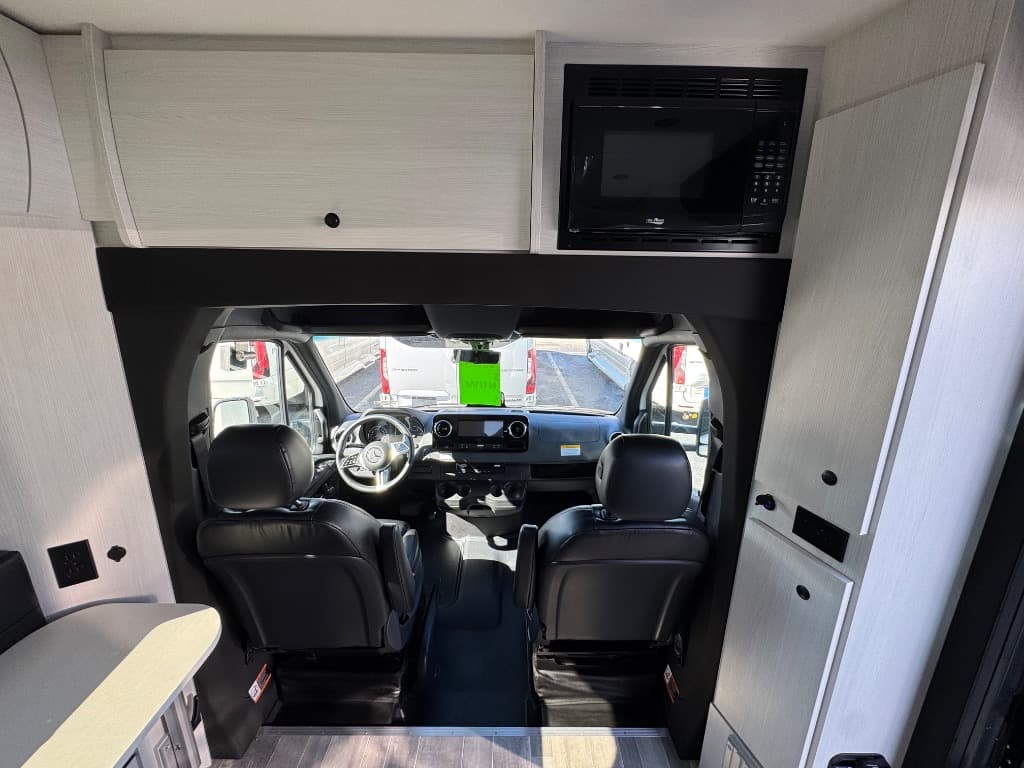 2026 Pleasure-Way 2026 Pleasure-Way Plateau - thumbnail 16