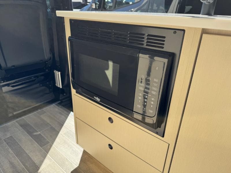 2026 Pleasure-Way 2026 Pleasure-Way Plateau - thumbnail 10