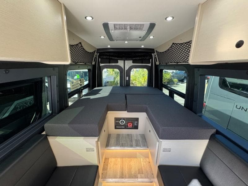 2026 Pleasure-Way 2026 Pleasure-Way Plateau - thumbnail 13