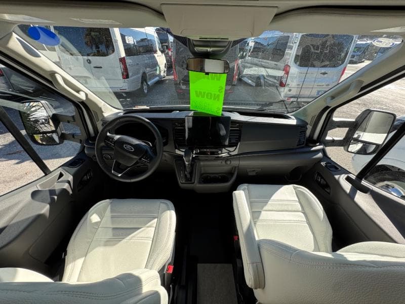 2026 Leisure Travel Vans 2026 Leisure Travel Vans Wonder - thumbnail 12