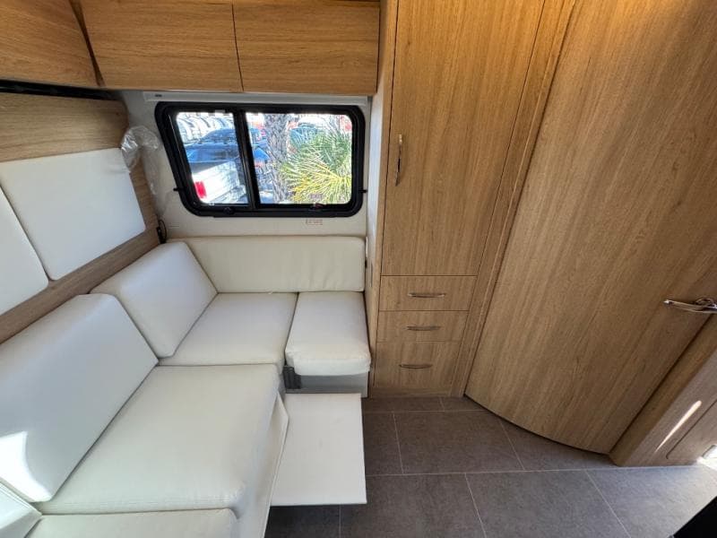 2026 Leisure Travel Vans 2026 Leisure Travel Vans Wonder - thumbnail 16