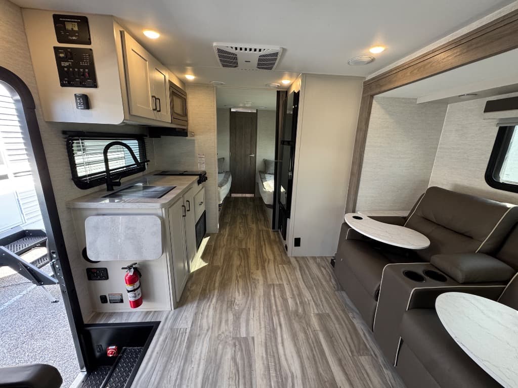 2026 Gulf Stream 2026 Gulf Stream BT Cruiser - thumbnail 6