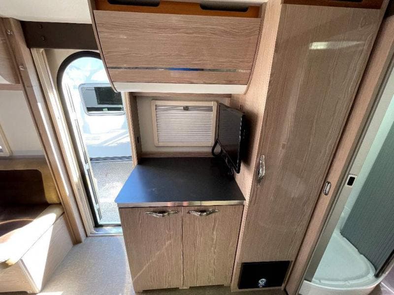 2020 nuCamp 2020 nuCamp AVIA - thumbnail 13