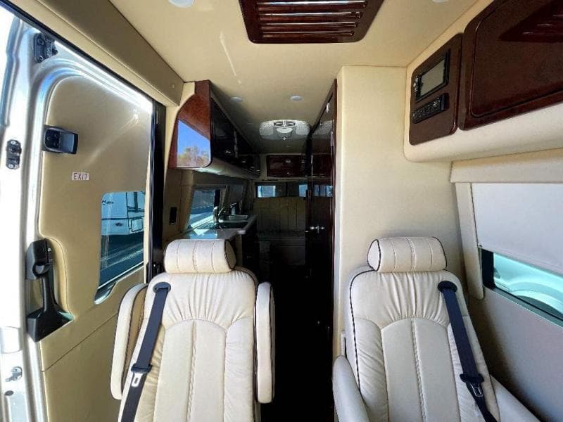 2019 Midwest Automotive Designs 2019 Midwest Automotive Designs Passage - thumbnail 12