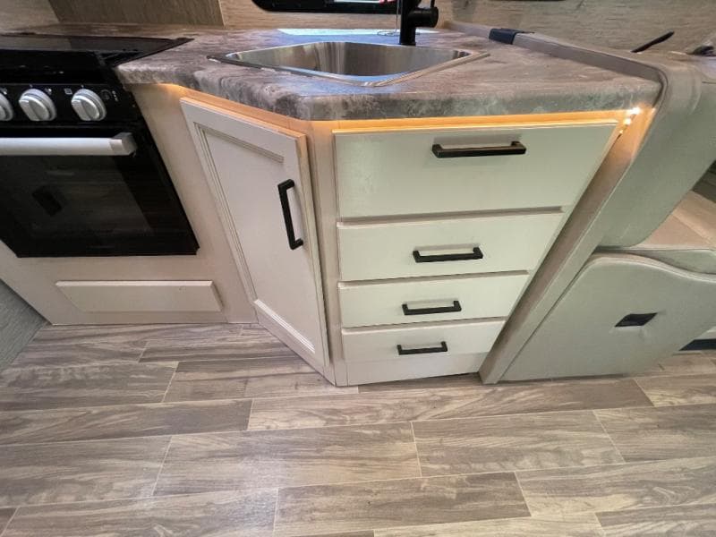 2022 Thor Motor Coach 2022 Thor Motor Coach A.C.E. - thumbnail 25