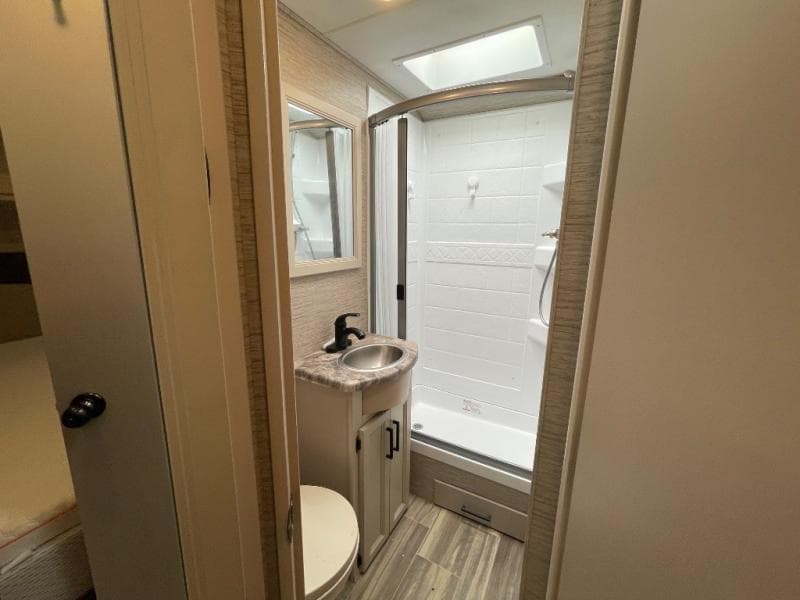 2022 Thor Motor Coach 2022 Thor Motor Coach A.C.E. - thumbnail 35