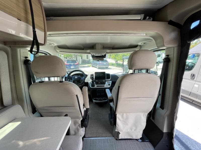 2023 Thor Motor Coach 2023 Thor Motor Coach Sequence - thumbnail 7