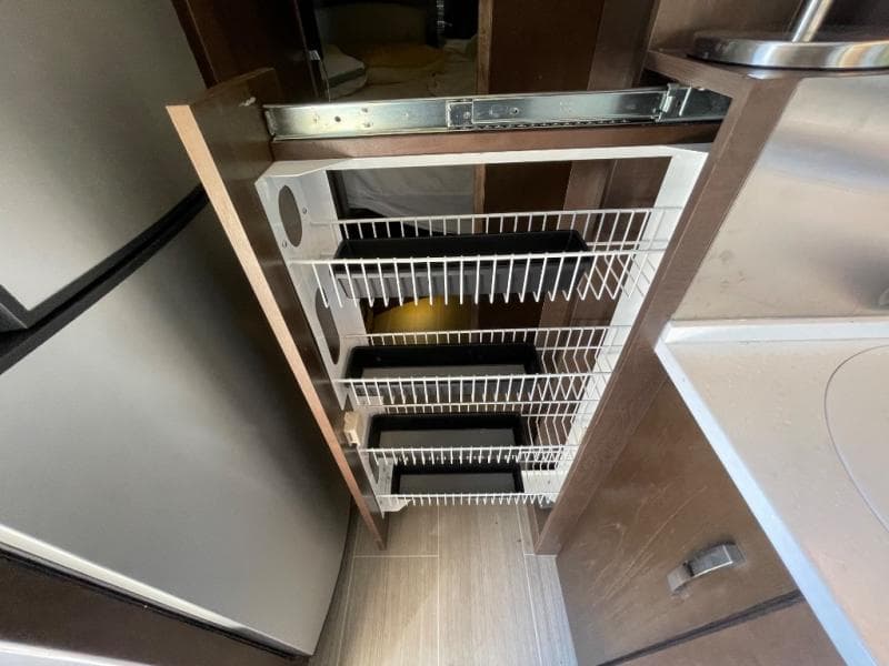 2018 Leisure Travel Vans 2018 Leisure Travel Vans Unity - thumbnail 14