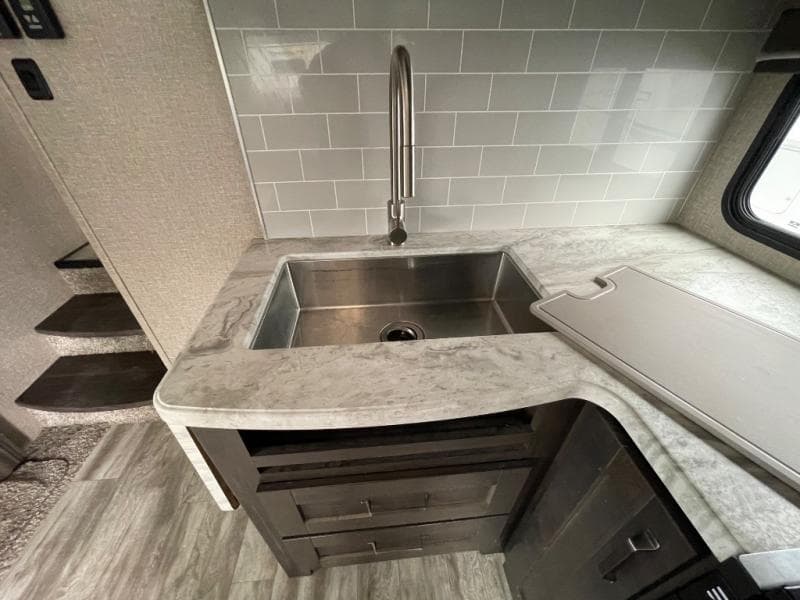 2020 Grand Design 2020 Grand Design Reflection 150 Series - thumbnail 14