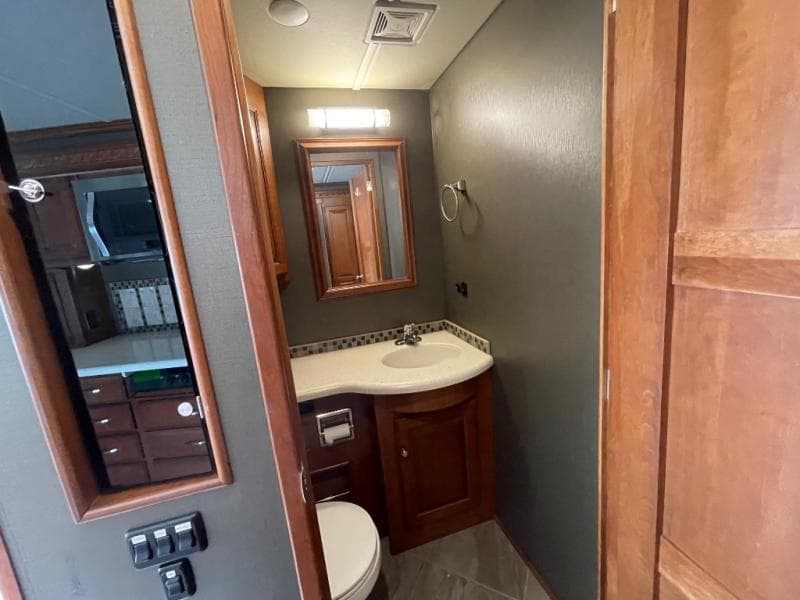 2017 Winnebago 2017 Winnebago VENŪ - thumbnail 30