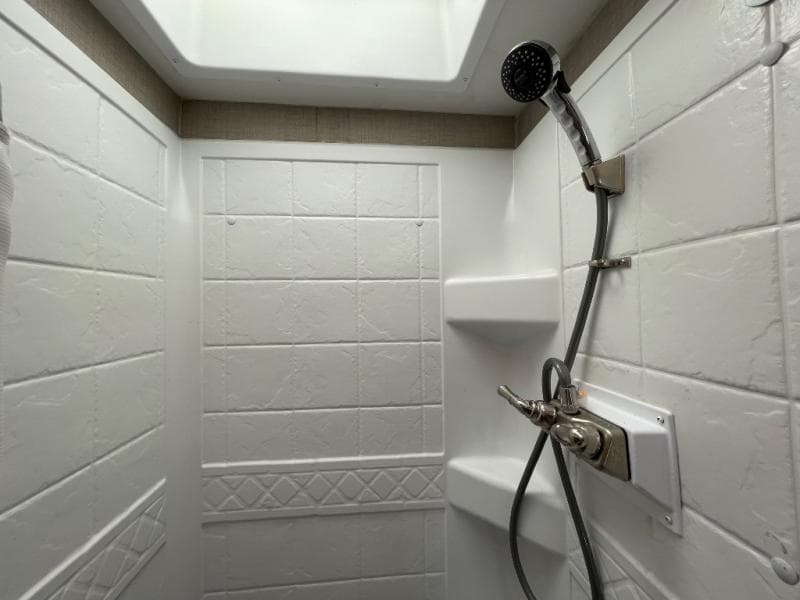 2022 Thor Motor Coach 2022 Thor Motor Coach Compass - thumbnail 13