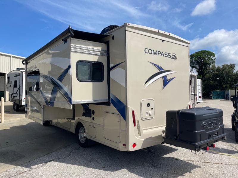 2022 Thor Motor Coach 2022 Thor Motor Coach Compass - thumbnail 5