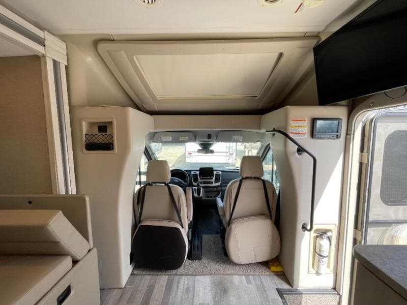 2022 Thor Motor Coach 2022 Thor Motor Coach Compass - thumbnail 8